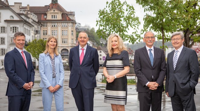 AKS-Stiftungsrat (v. l.): Ivo Roos, Quästor; Nicole Lüthy, Stiftungsrätin; Peter Kasper, Präsident; Josefine Affentranger, Stiftungsrätin; Markus Renggli, Stiftungsrat; Erwin Steiger, Vizepräsident.